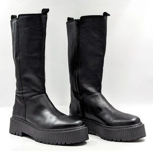 Elegant Black Platform Boots